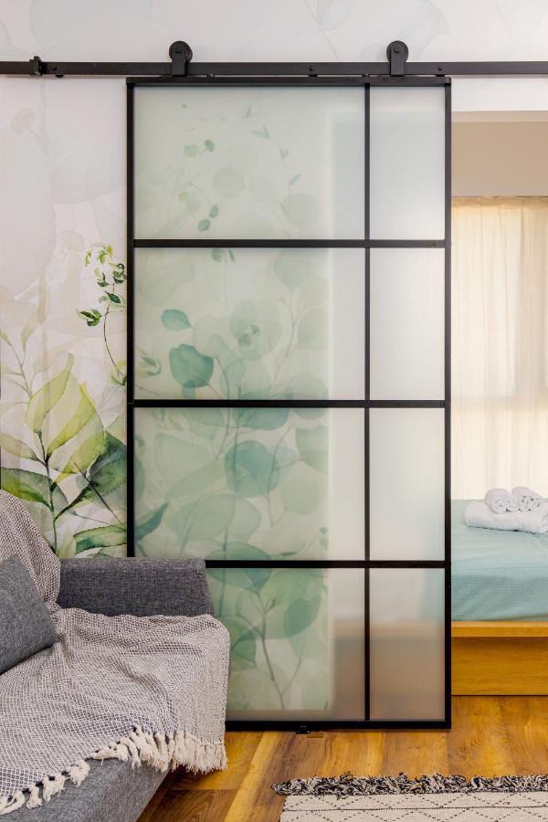 Botanic Nest Panoramic Studio Bucureşti Ngoại thất bức ảnh